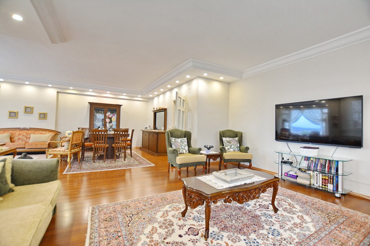 Luxury Flat with City View Suitable for Citizenship