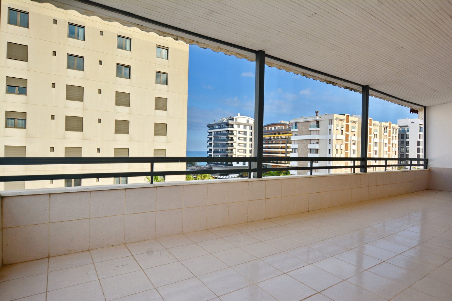 Luxury Flat with City View Suitable for Citizenship