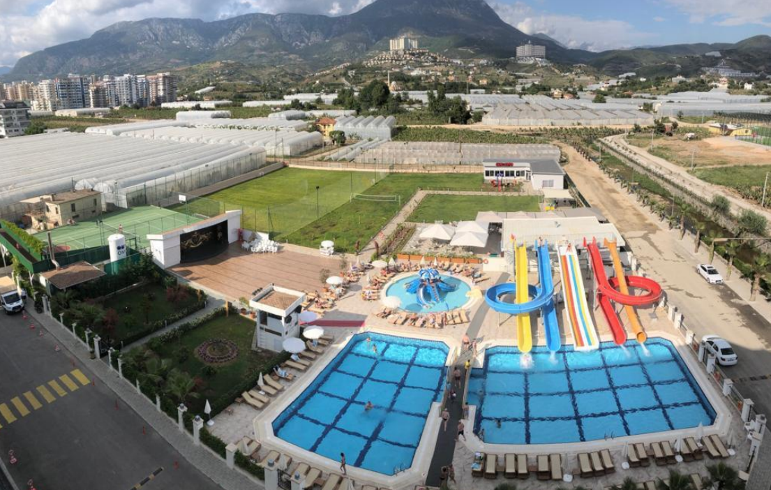 Luxury 5-Star Hotel for Sale in Alanya - Stunning City View