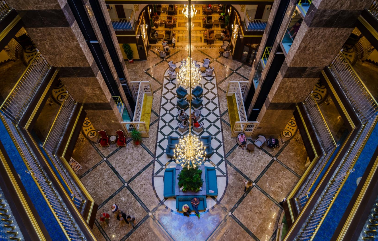 Luxury 5-Star Hotel for Sale in Alanya - Stunning City View