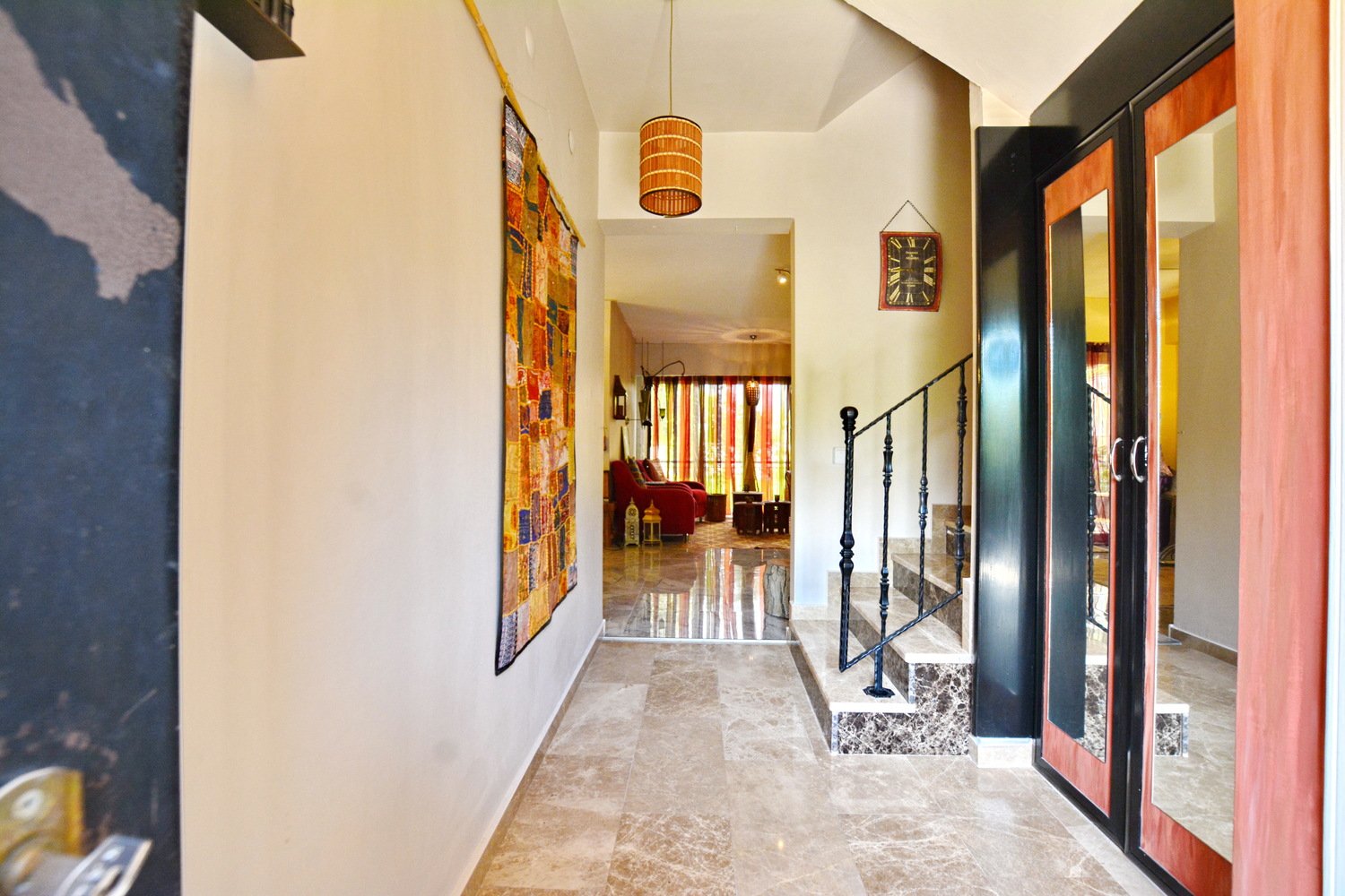 Şehir Manzaralı Lüks Villa Antalya Kemer'de Satılık