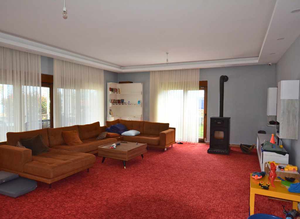 Kemer, Antalya'da Satılık Lüks 5+1 Villa