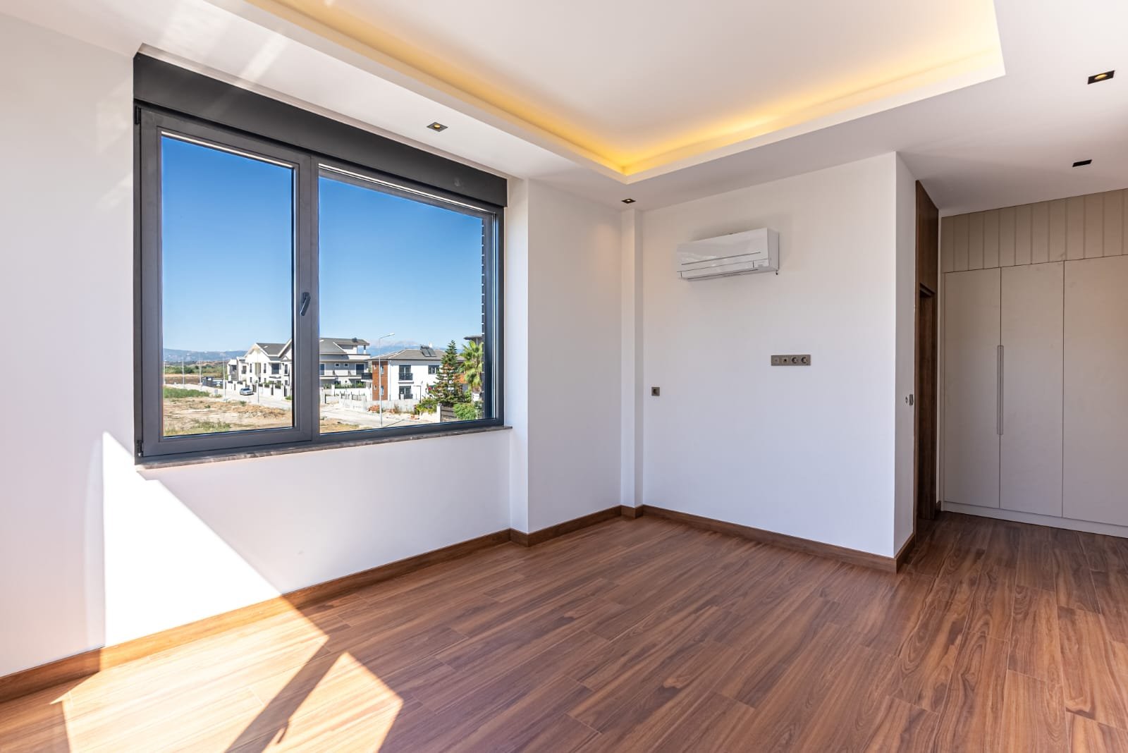 Luxury Villa for Sale in Belek, Antalya - Modern Design