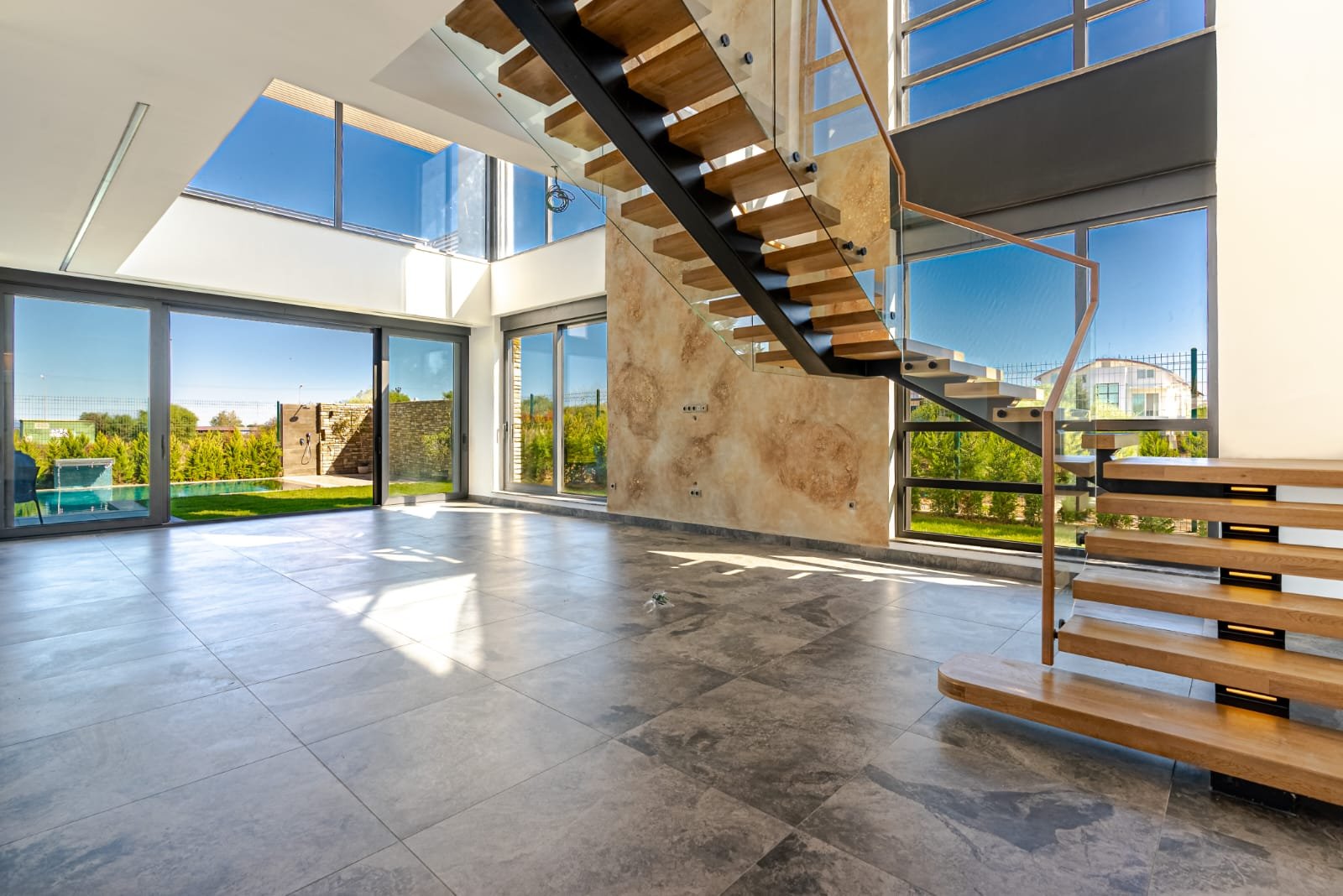 Luxury Villa for Sale in Belek, Antalya - Modern Design