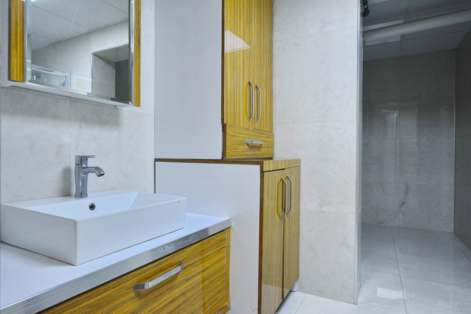 Antalya'da Nehir Manzaralı Lüks Daire