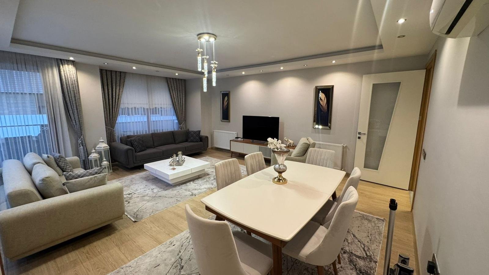 Premium 3+1 Lüks Daire Uncalı'da – Havuz, Spor Salonu & Modern Tasarım