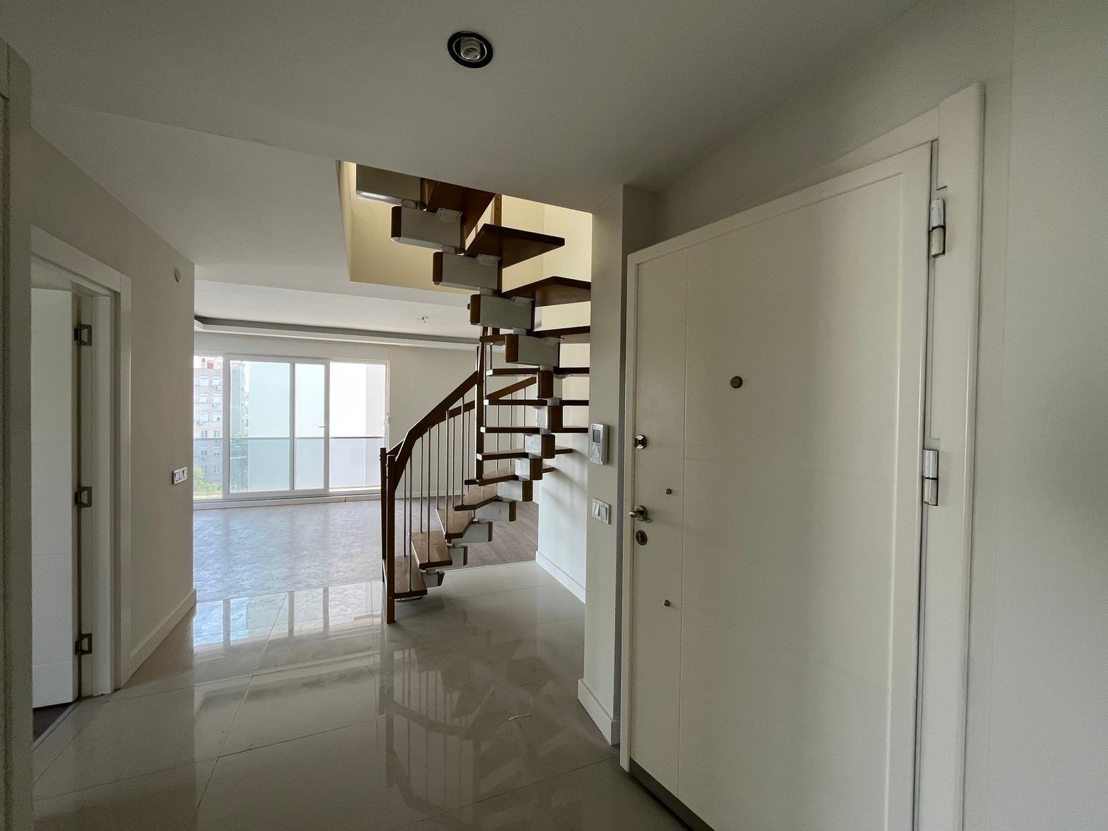 Premium 3+1 Duplex Apartment for Sale in Konyaaltı – Altınkum